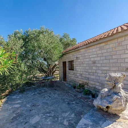Ferienhaus House Petar *