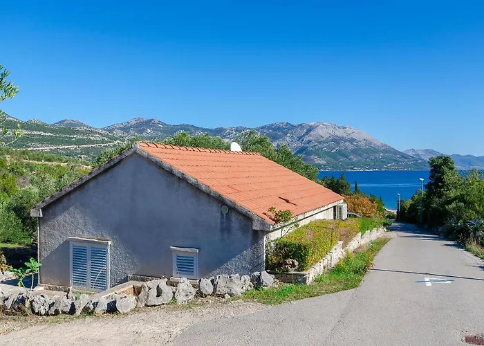 Semesterbostad House Petar *